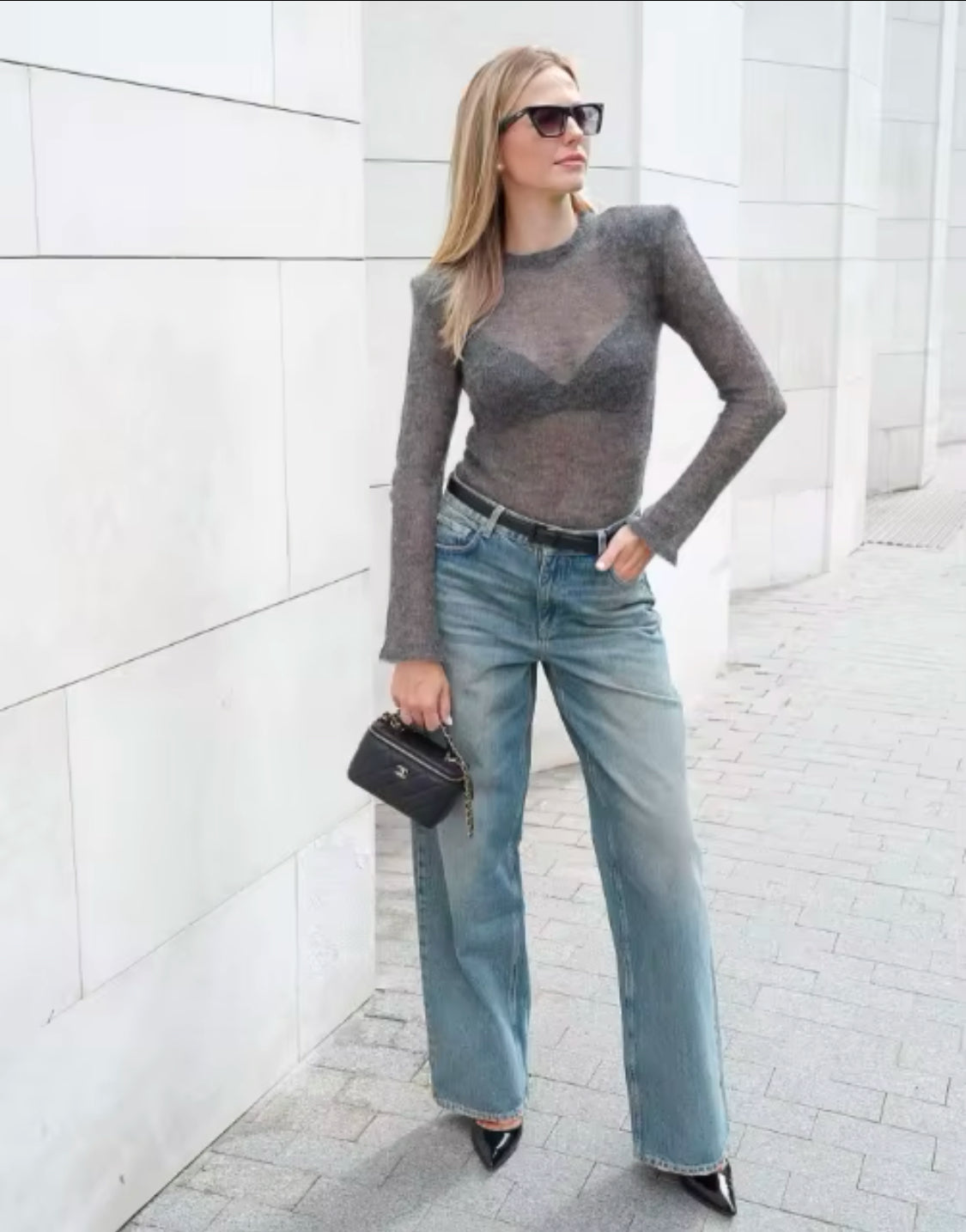 Loose jeans